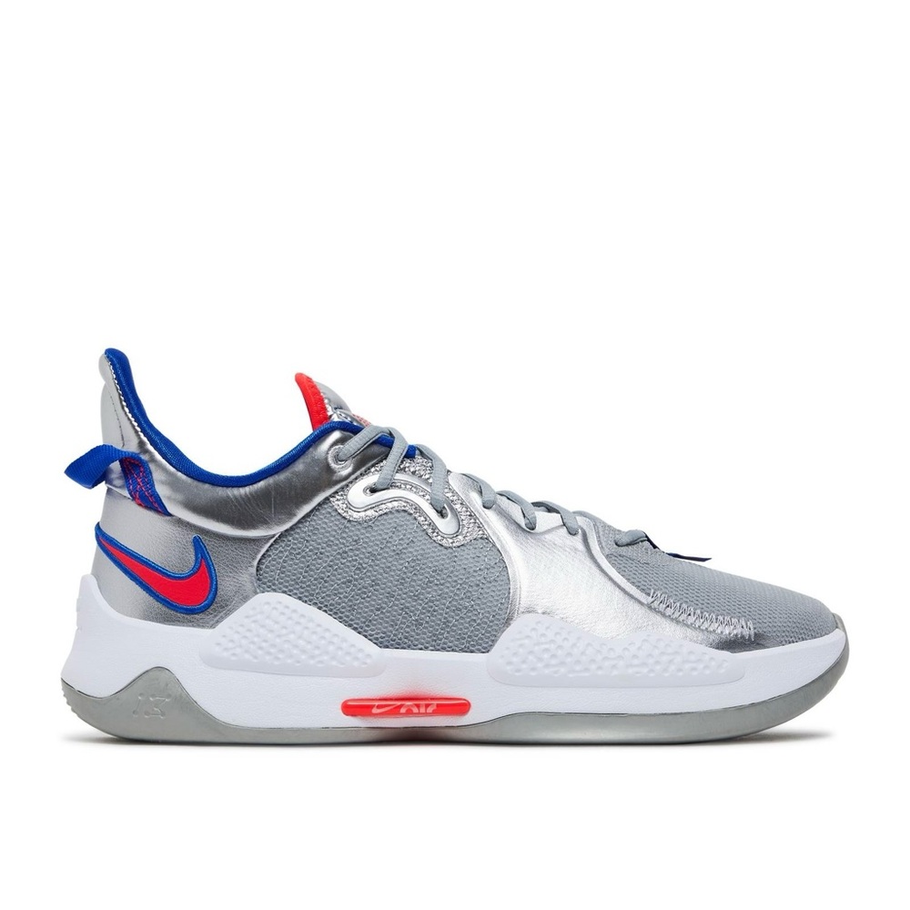 PG 5 EP Clippers Basketball Shoe Silver Grey Nike